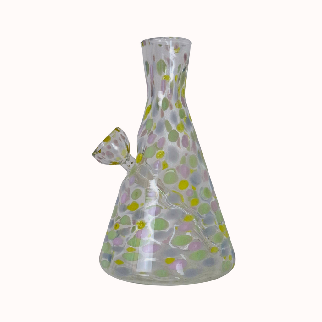 GoEasy Good Day Bong in Petal